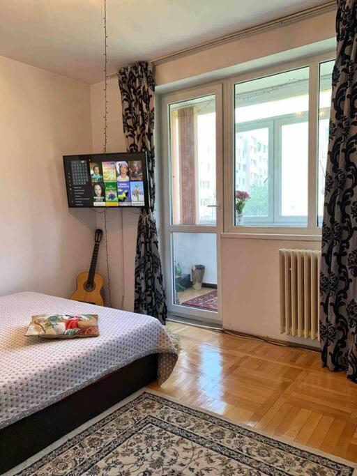 Central Apartment Muncii Area Netflix Bucureşti Exterior foto