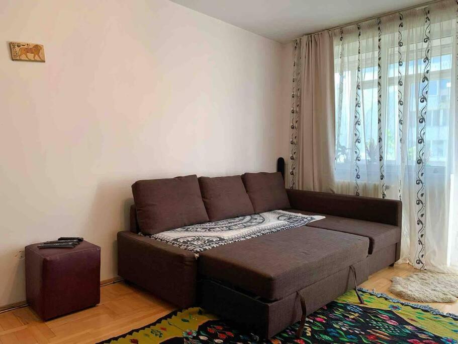 Central Apartment Muncii Area Netflix Bucureşti Exterior foto