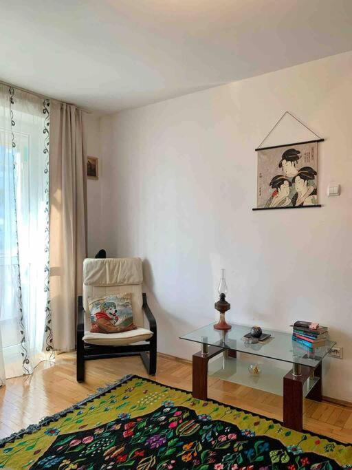 Central Apartment Muncii Area Netflix Bucureşti Exterior foto